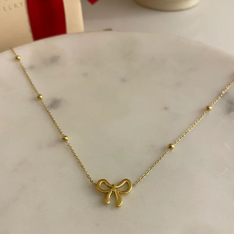 Ribbon Necklace