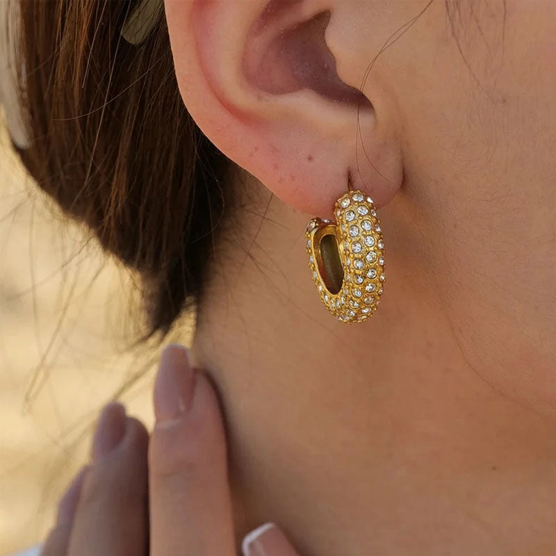 C earrings - UK FASHION STORE