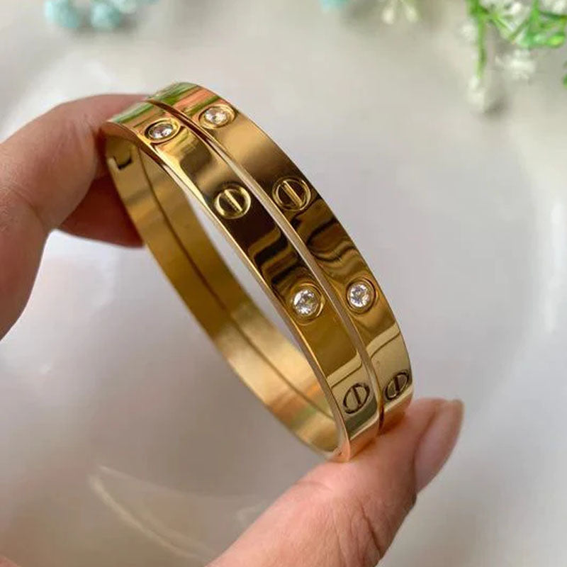 Love Bracelet Cartier