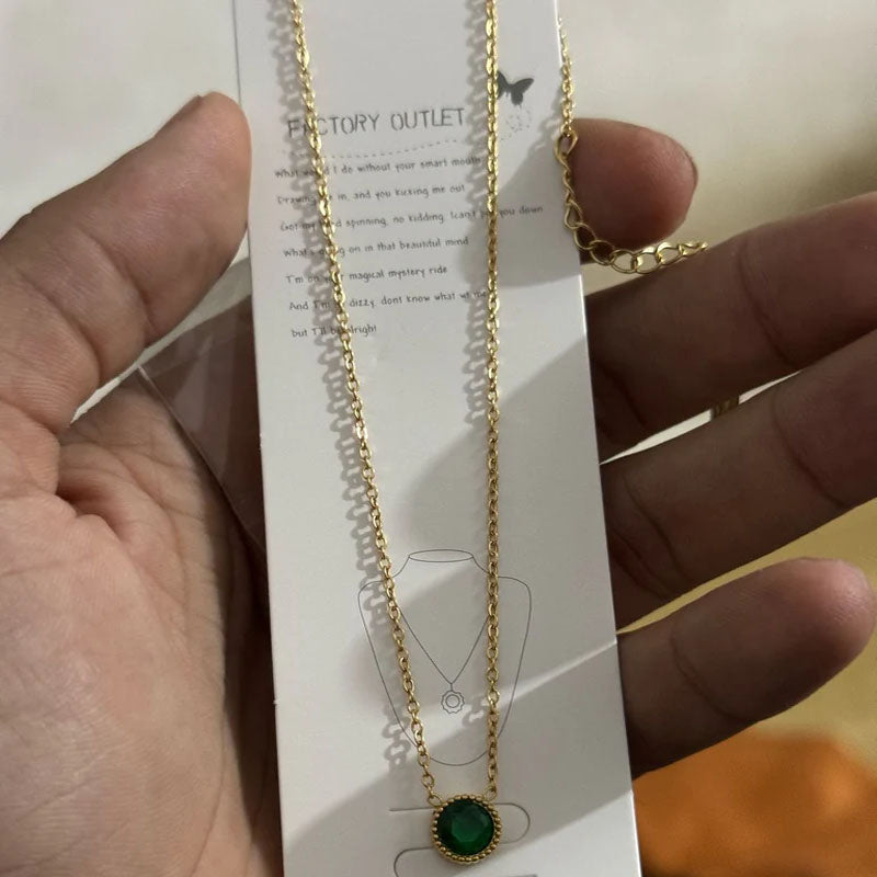Single Stone Green & White